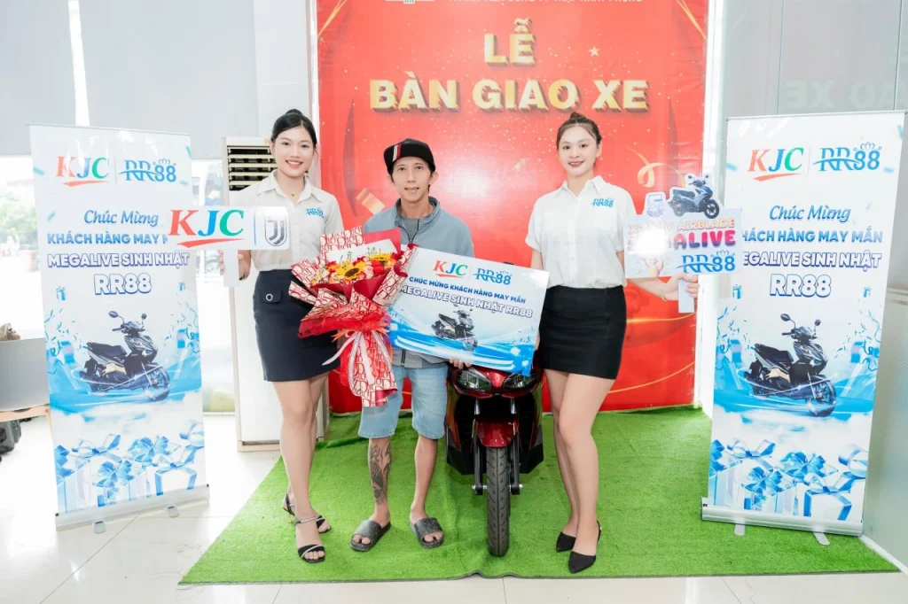 bàn giao xe ariblade megalive rr88 1